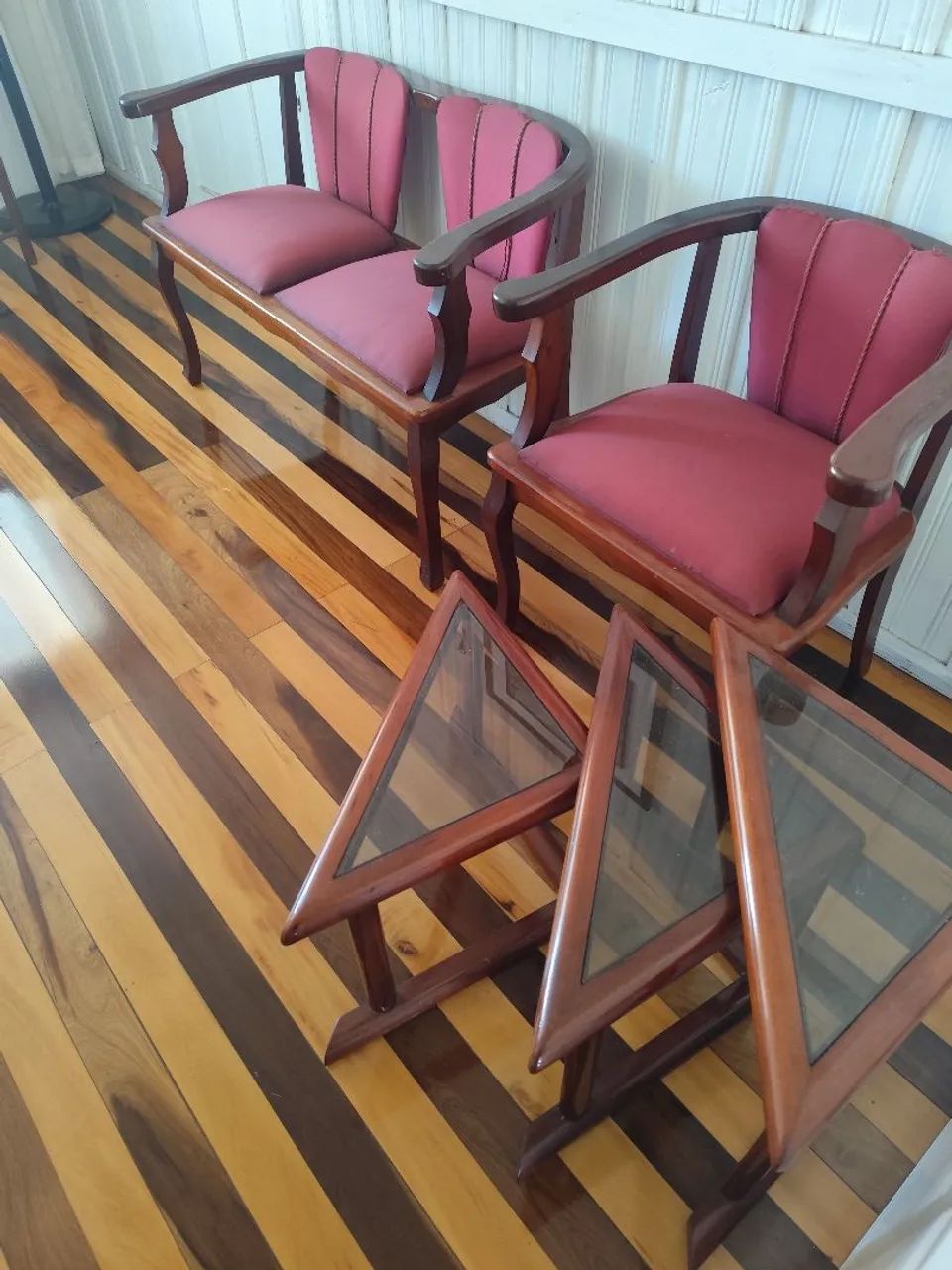 Conjunto Sofá namoradeira com mesa triângulo  - Foto 2