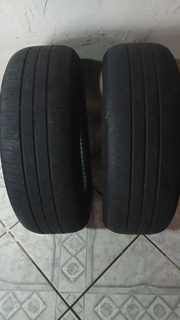 Pneus para automóveis aro 15 