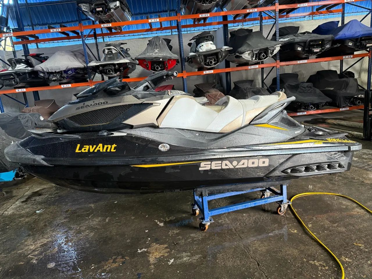 Vende-se jetski seadoo 155hp