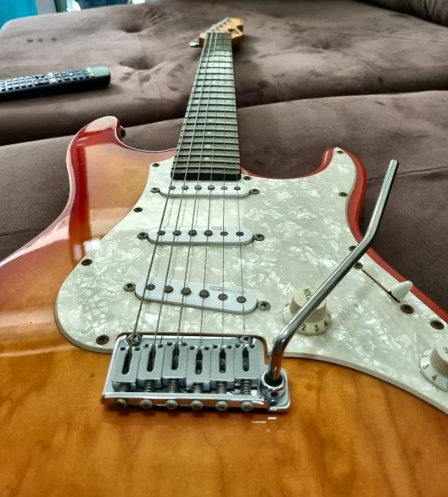 GUITARRA ESP LTD SN 200 - Foto 4