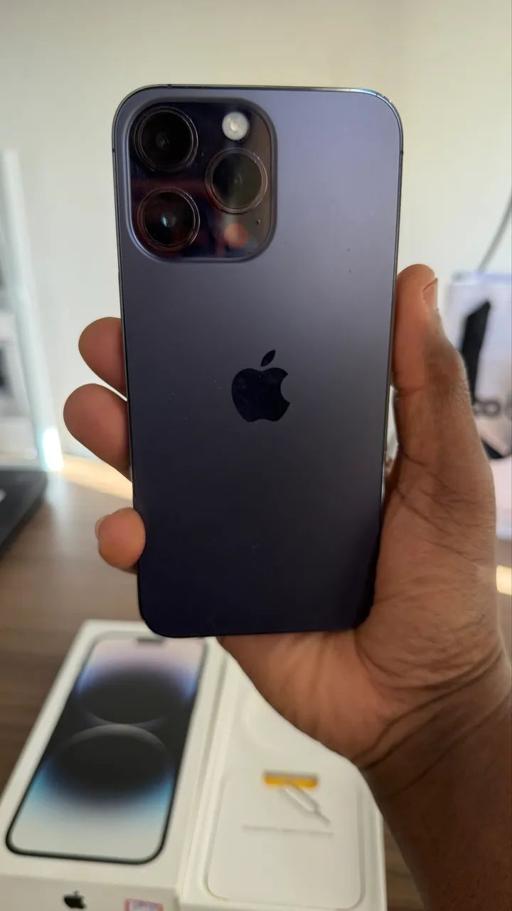 iPhone 14 Pro Max 256 roxo com caixa - Foto 2