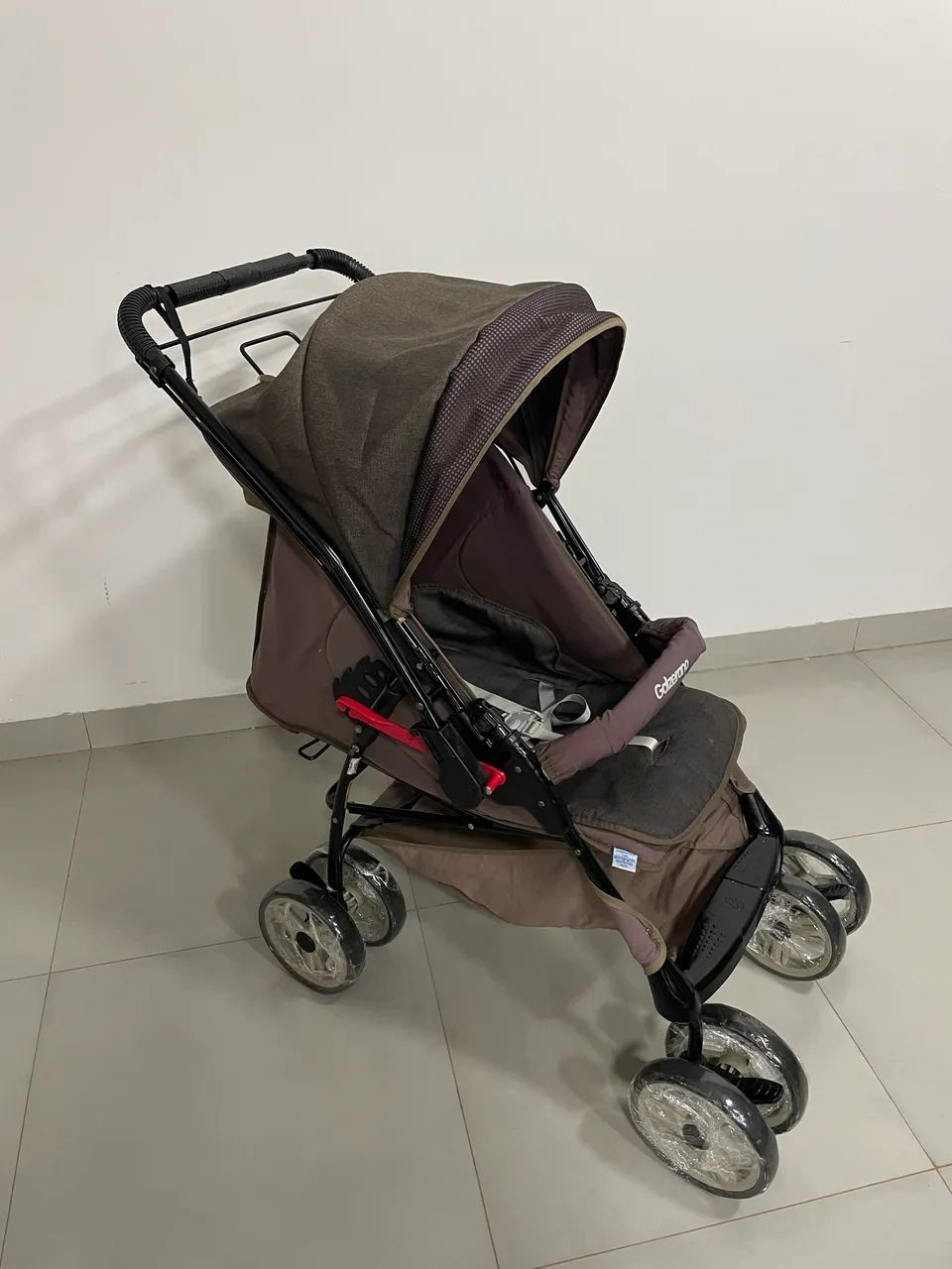 Carrinho de bebê galzerano 