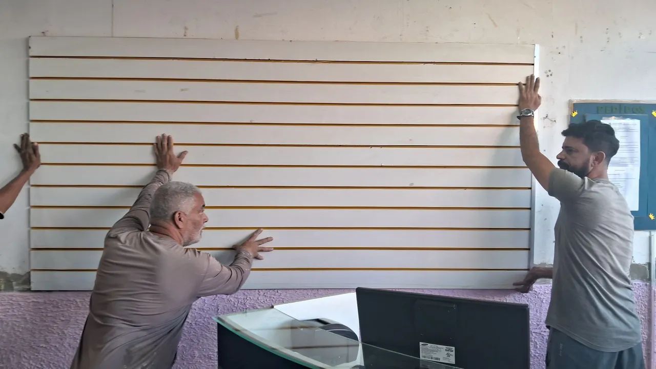 Painel canaletado com 100 Ganchos sortidos  - Foto 5
