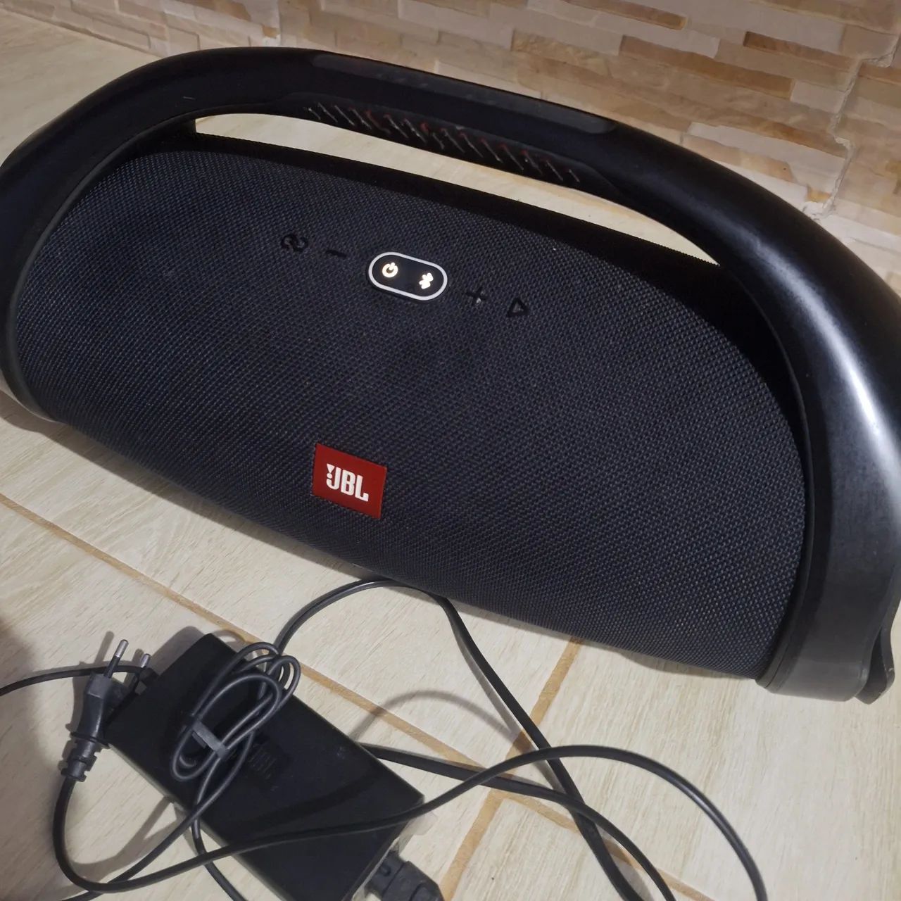 Caixa De Som JBL Bombox2 