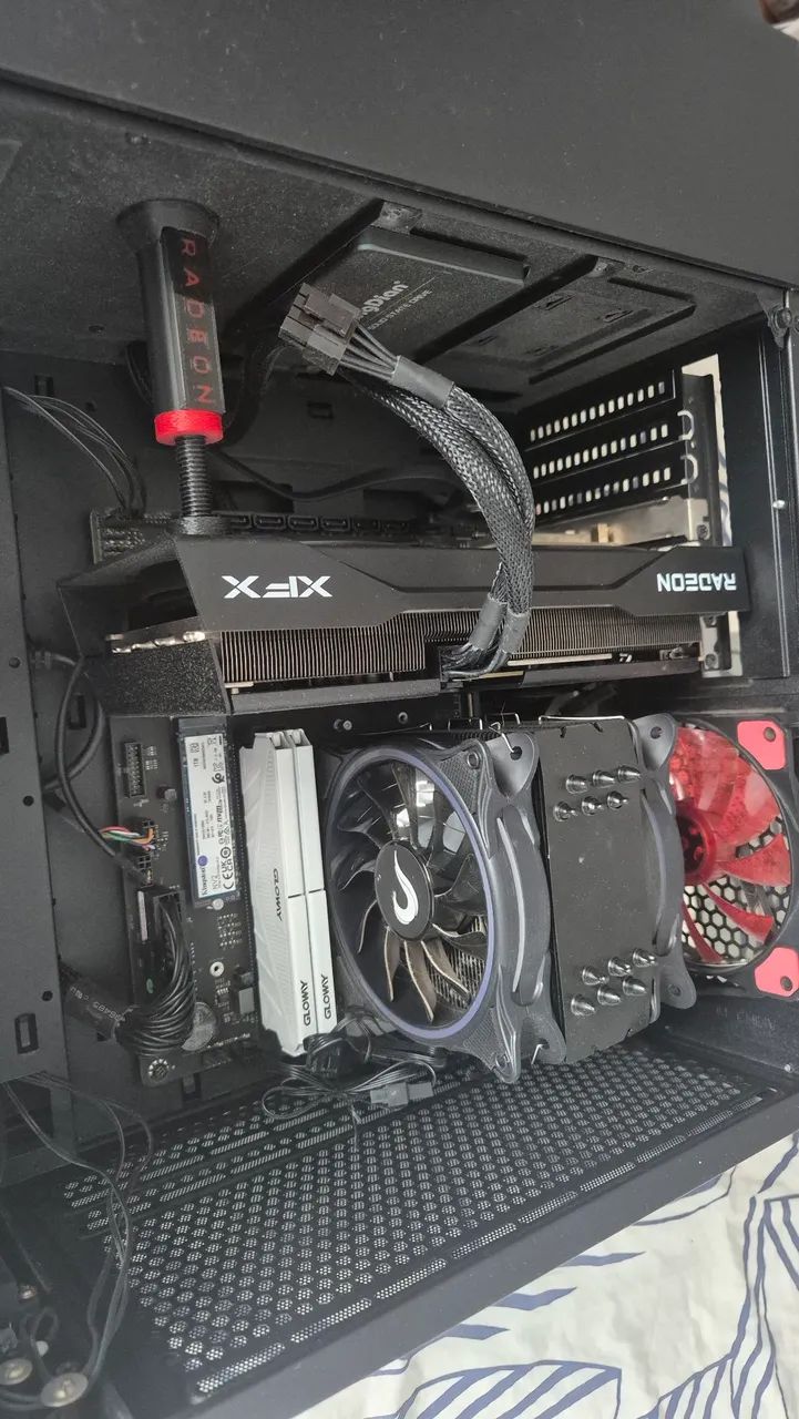 PC Gamer I5 13 RX 9060XT 