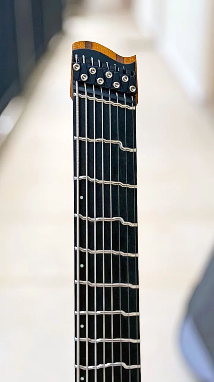Guitarra Strandberg Boden Plus + Boden8 NX TT roxa oito cordas True Temperament - Foto 5