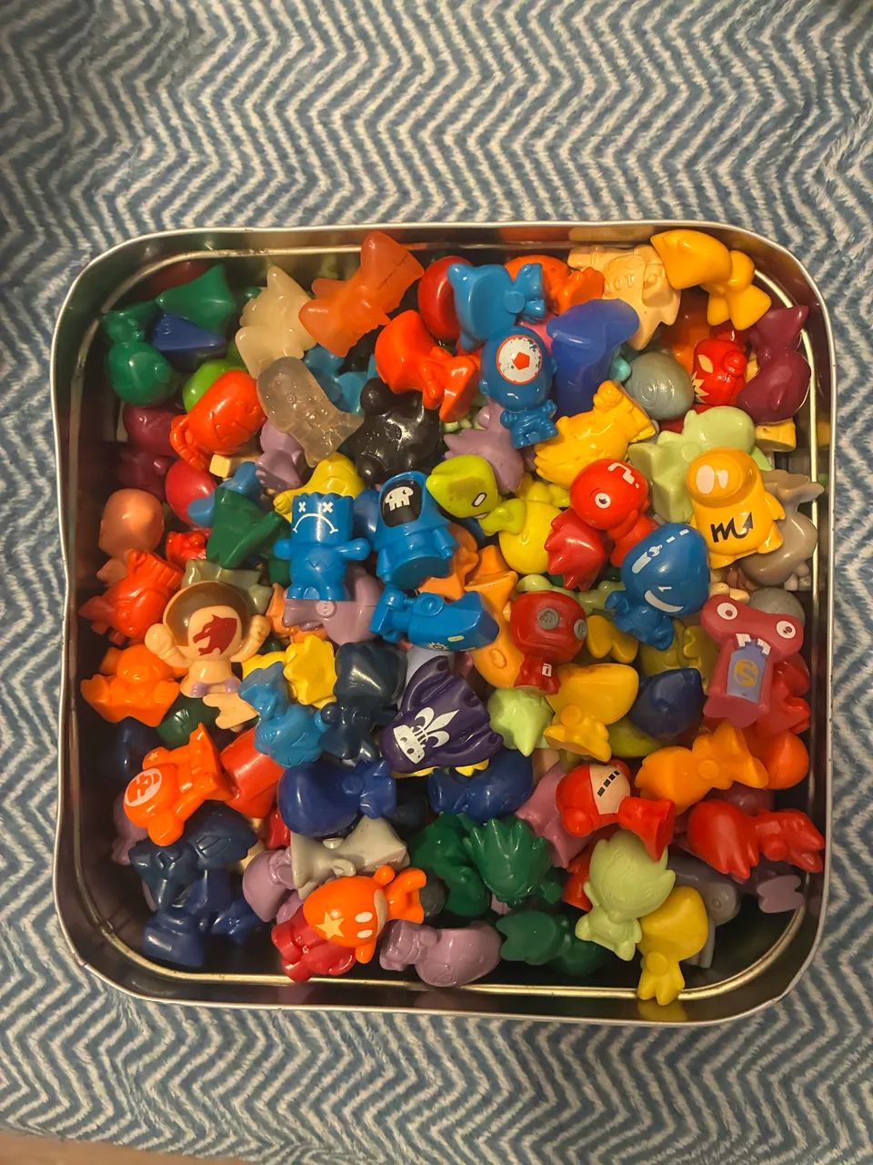 邦楽 GHOST / GO GO BRAINSHAKES Coleção Gogos Crazy Bones + 4 brinde fantasma - Hobbies e coleções