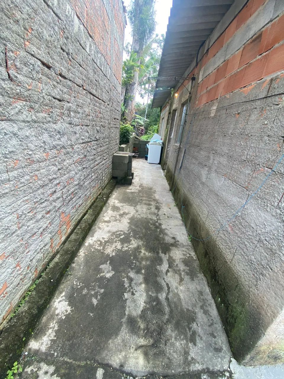 Vende-se casa em Itanhaem tipo Chácara 