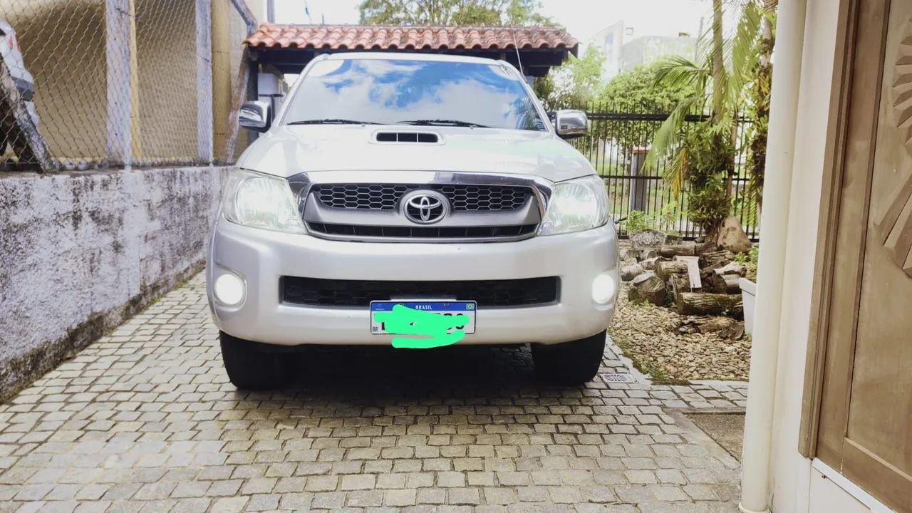 Toyota Hilux Hilux CD SRV D4-D 4x4 3.0 TDI Diesel Aut 2011