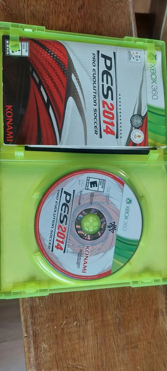PES 2014 Xbox 360 - Foto 2