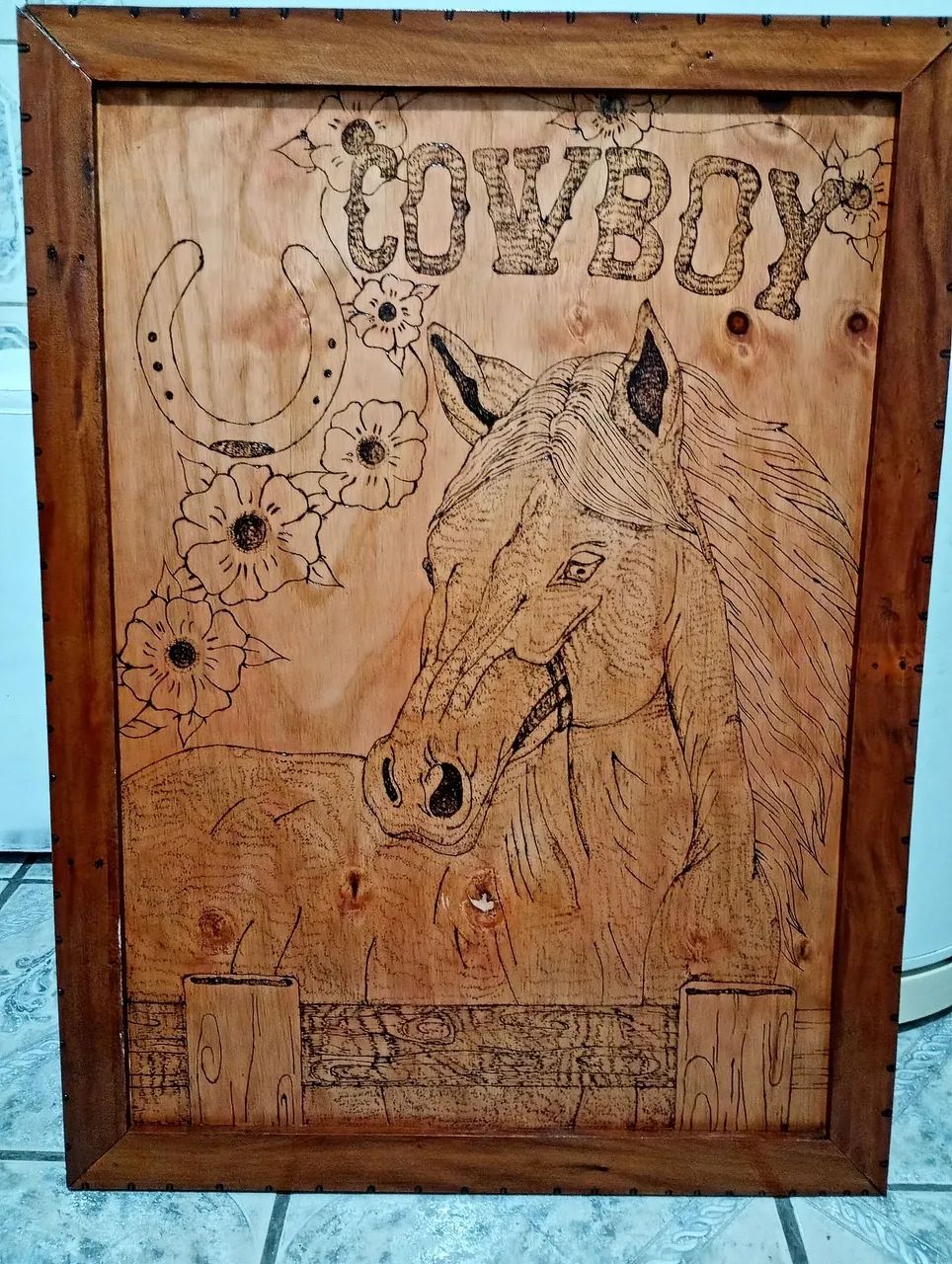Quadro de cavalo feito com a arte da pirografia  - Foto 5