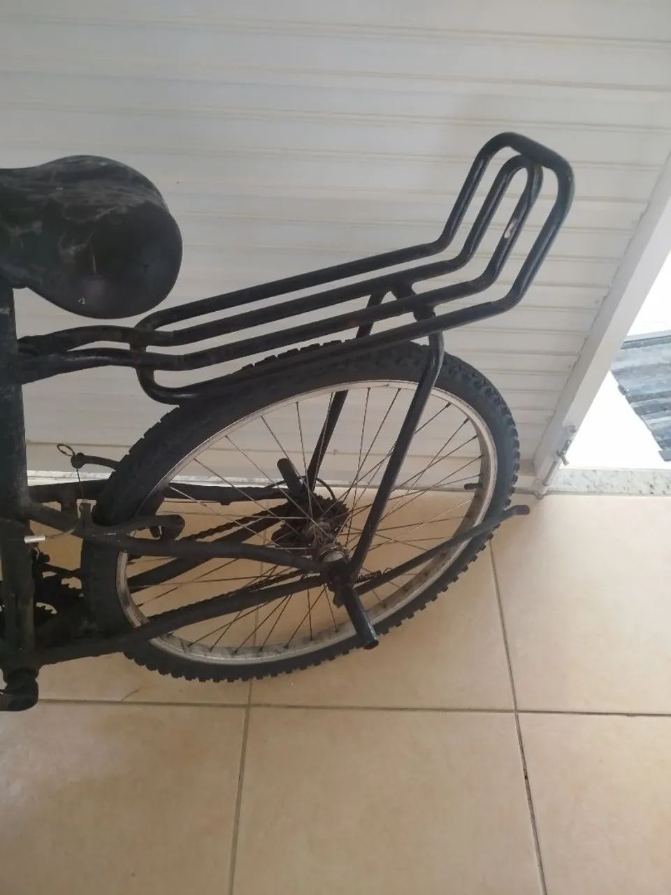 Bicicleta aro 26 em perfeito estado para uso ! - Foto 3