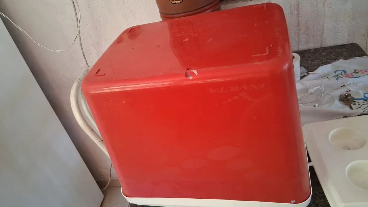 Caixa Térmica 34L usada barato! - Foto 3