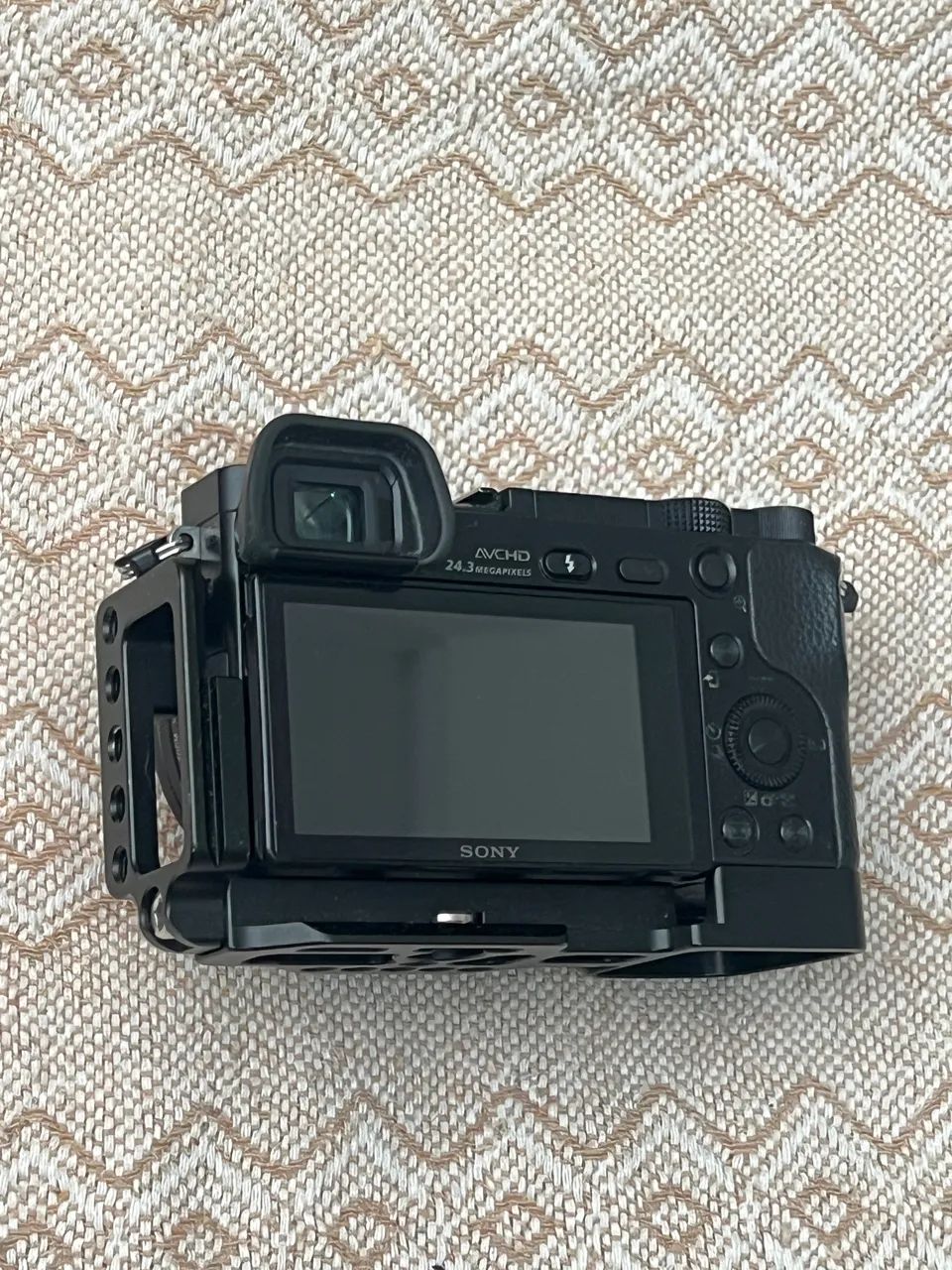 Câmera Sony A6000 com lente kit - Foto 2