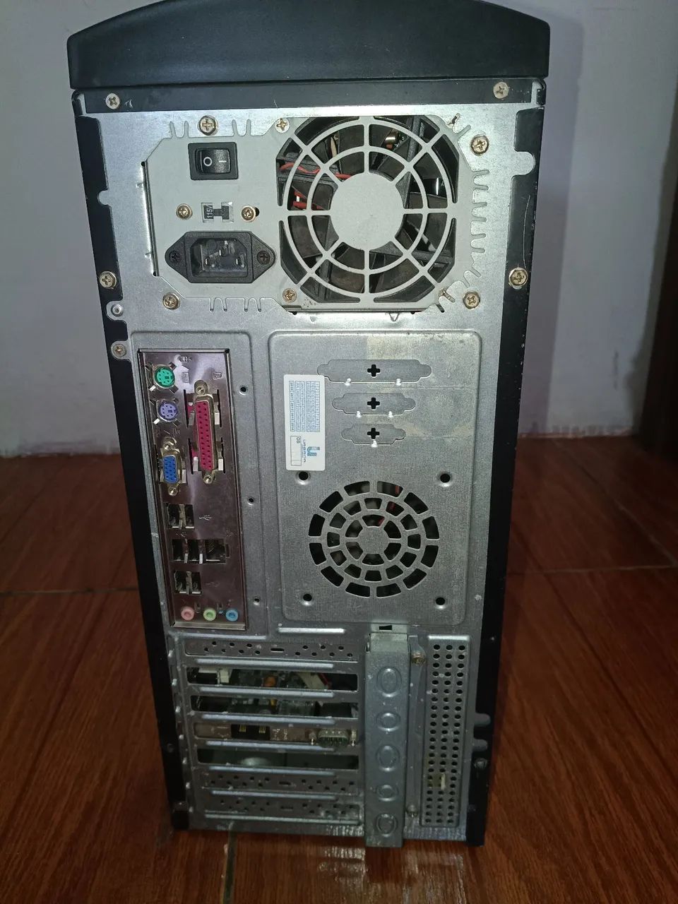 Gabinete para computador  - Foto 3