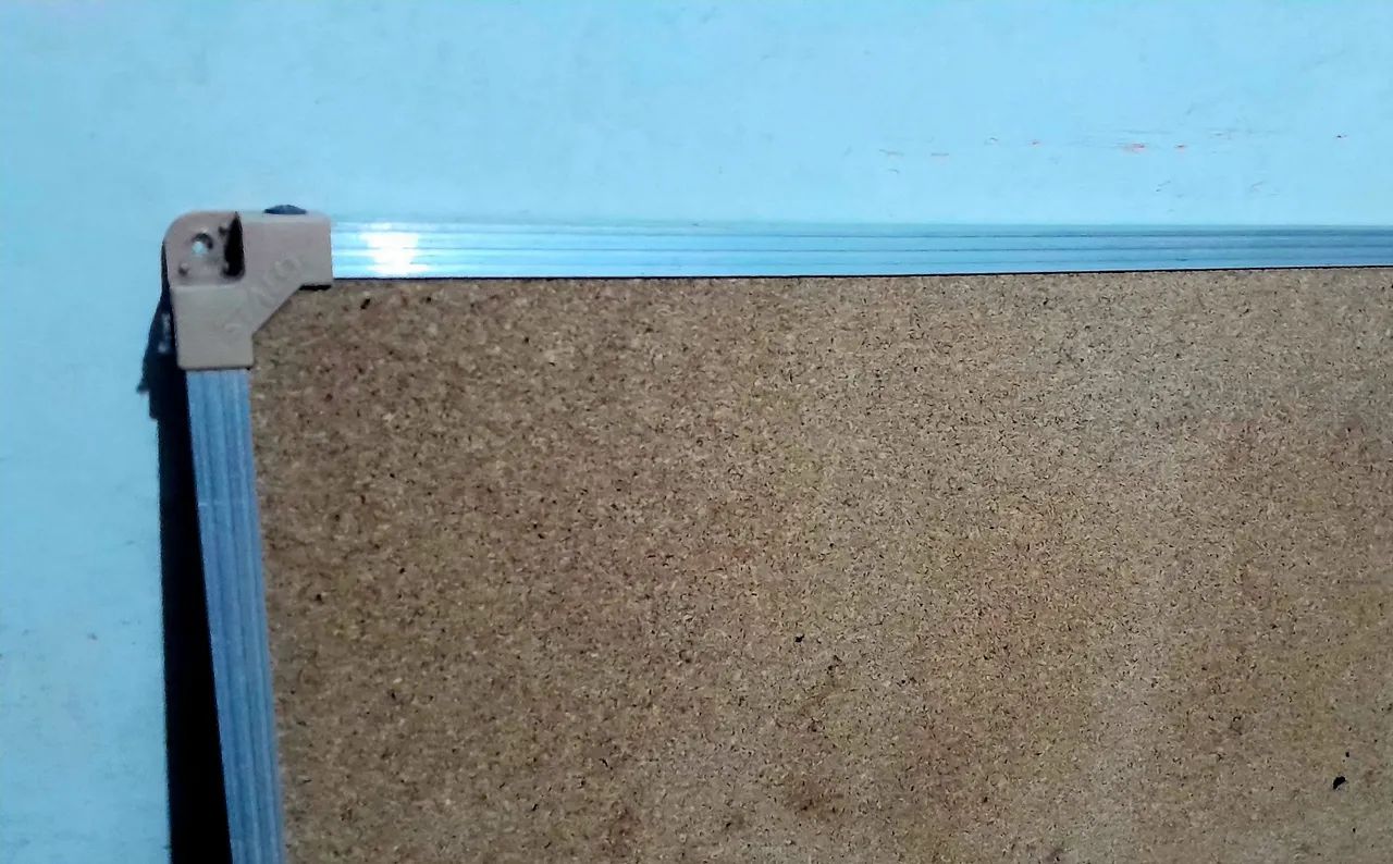 Quadro de CORTIÇA (Avisos) - Foto 2