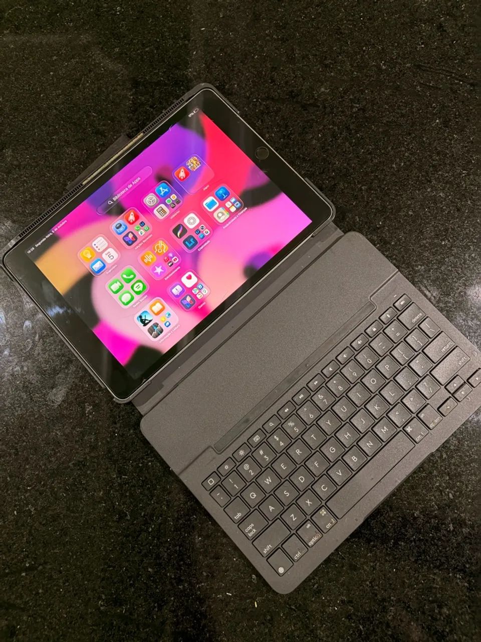 iPad 9 64GB Impecável + Teclado Logitech - Foto 4