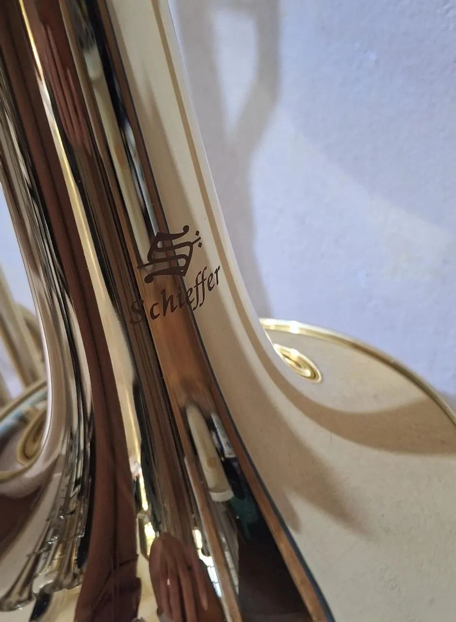 Trombone Schieffer em Sib. - Foto 3