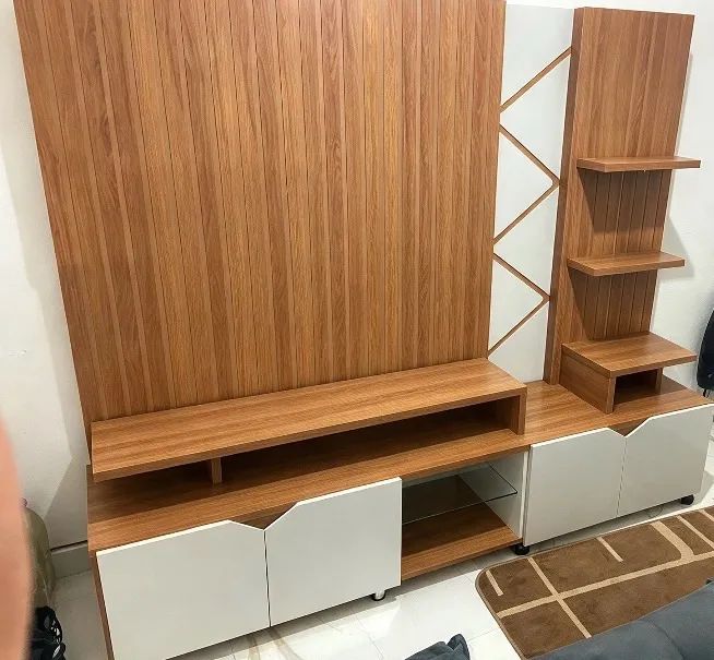 Vendo um Painel com guarda objetos 