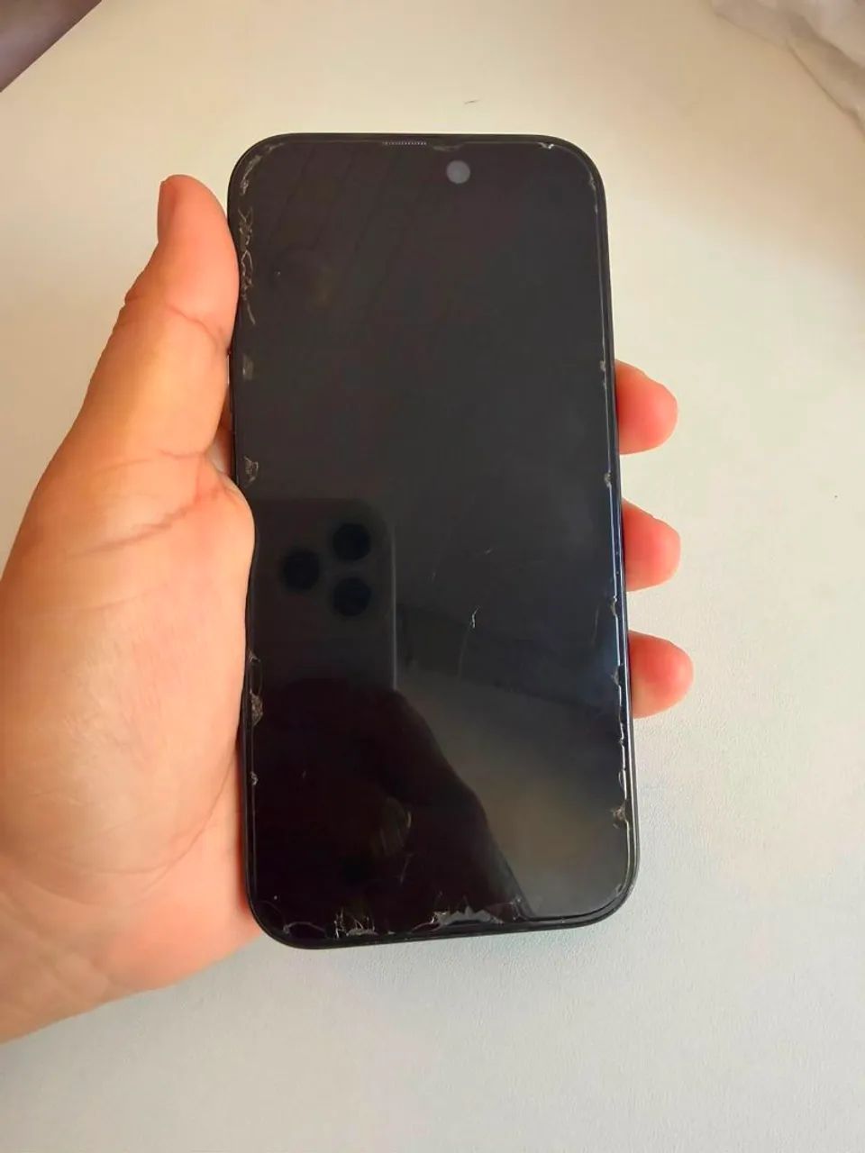 Vende-se iPhone 15  - Foto 2