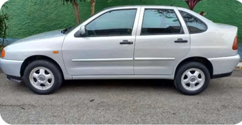Volkswagen Polo Classic/ Special 1.8 MI Usados e Novos - Jardim