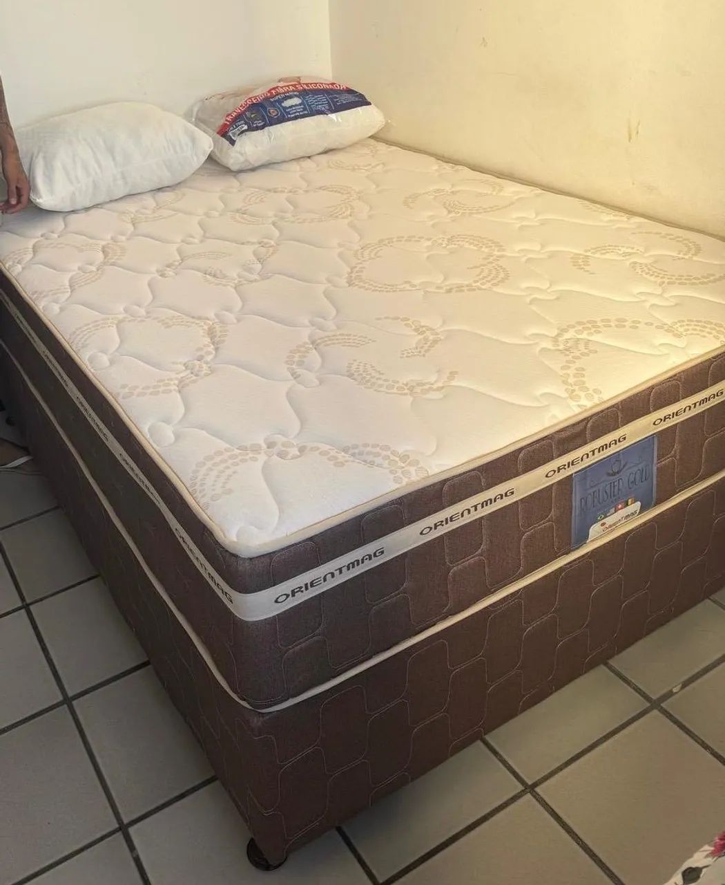 Cama Box 
