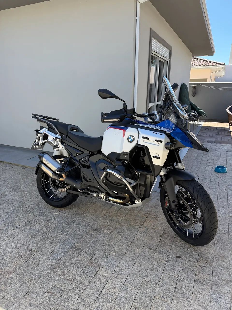 R1300 ADV com 600km