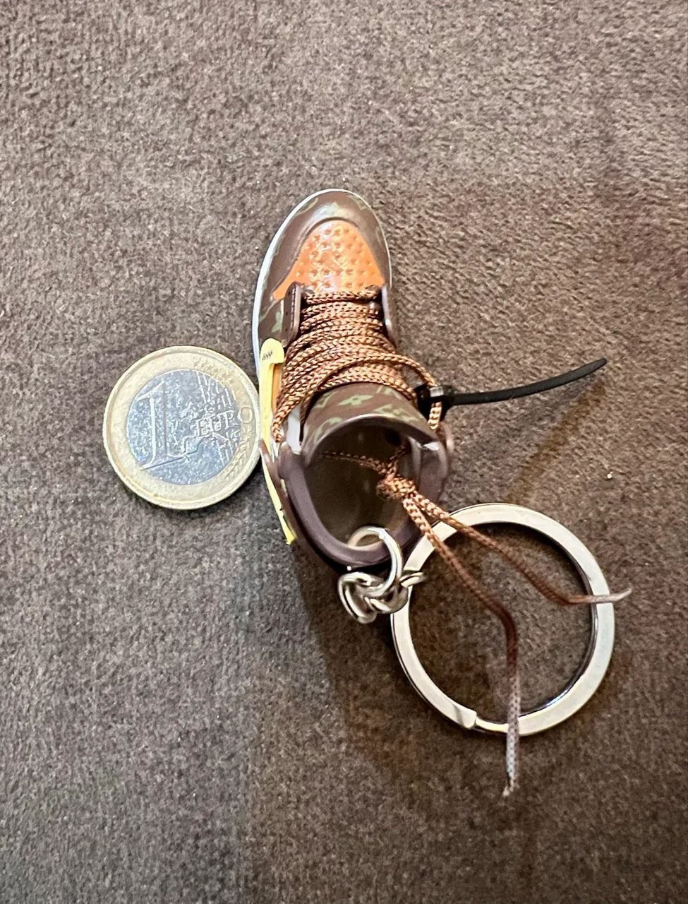 Chaveiro Nike e Louis Vuitton  - Foto 4