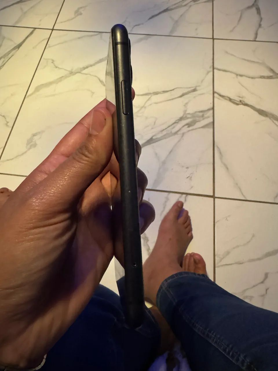 Celular IPhone 11 , 64 G .  - Foto 3