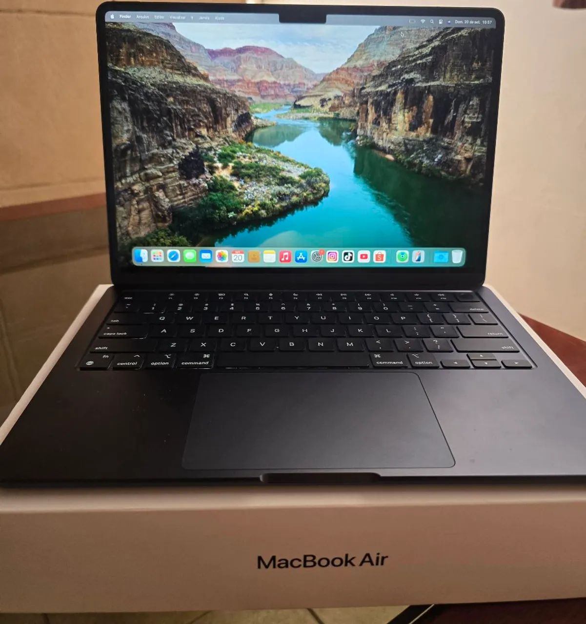 Macbook Air M2 256 gb