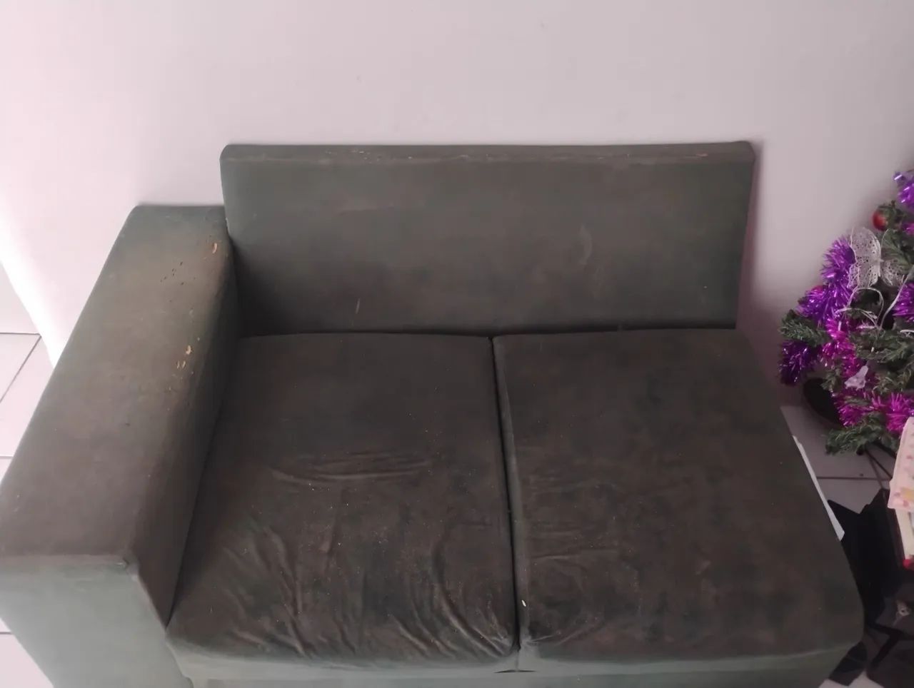Vende-se sofá de 2 lugares