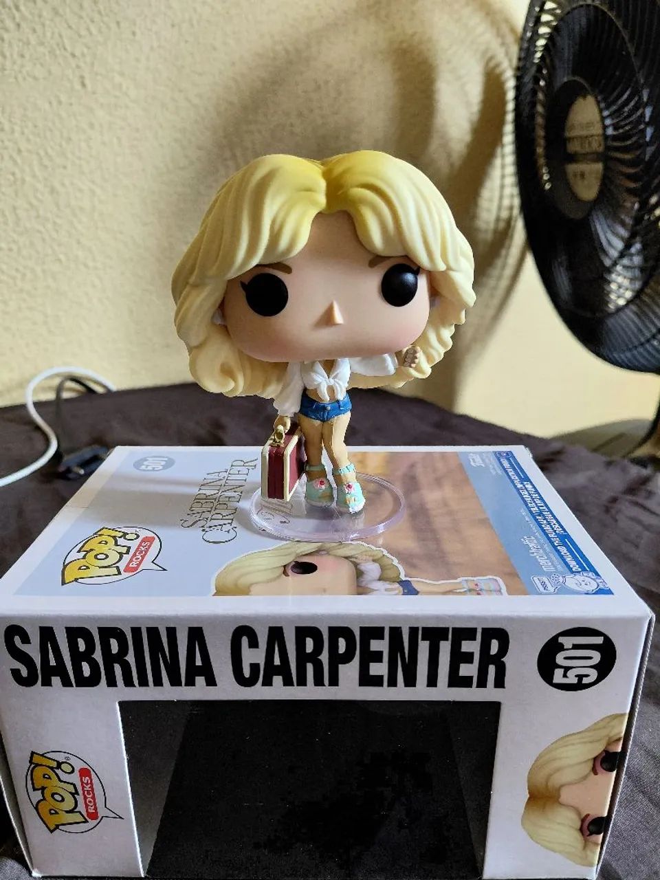 Boneco funko Sabrina Carpenter - Foto 2