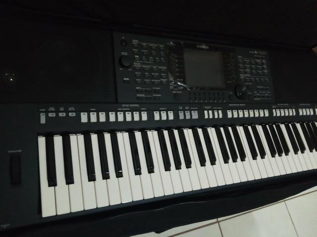 Teclado yamaha