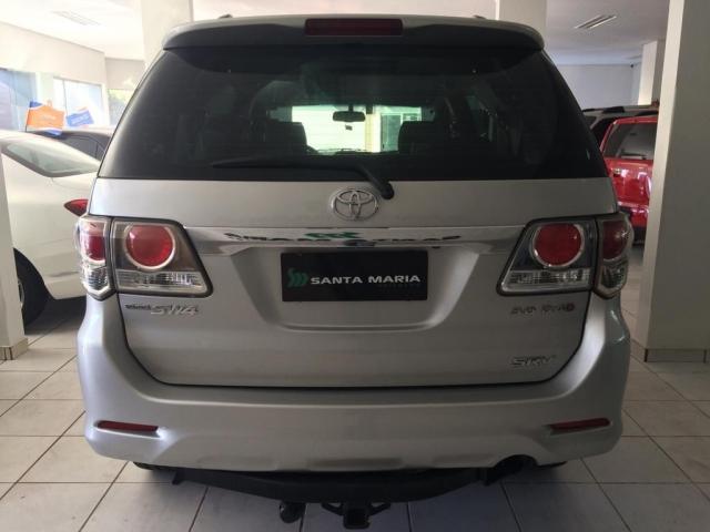 Toyota Hilux Sw4 HILUX SW4 SRV 4P - Foto 4