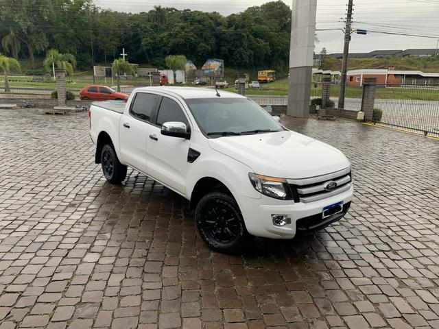 Ranger XLS 2.5 Flex CD com GNV 5º Geração - Impecável