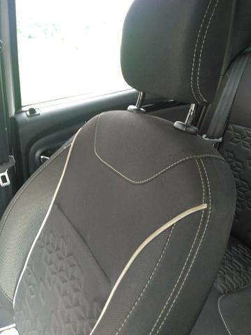 Vendo ou troco Duster Oroch por Renegade ou Fiat Toro - Foto 3
