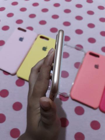 Troco iPhone 8 Plus só venda acompanhar somente carregado!