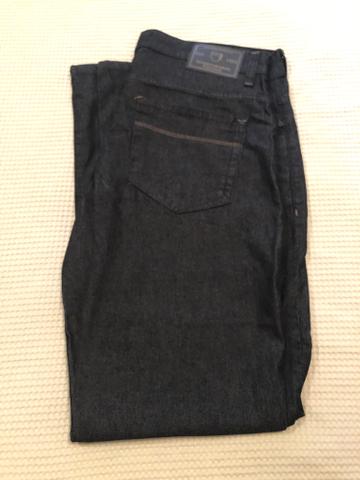Calça jeans Makenji tamanho 46 - Foto 5