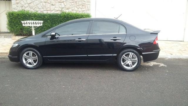 Honda Civic Sedan EXS 1.8 AUT.FLEX