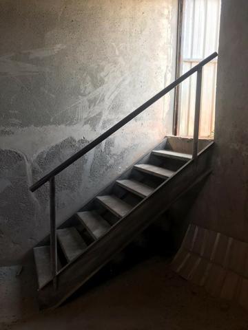 Escada de aço