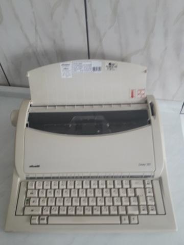 Máquina de escrever