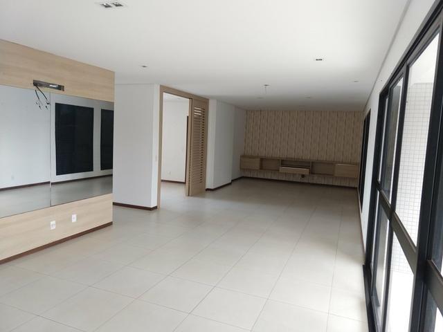 Apartamento no Edifício Villaggio siciliano 250 m2 4 mil - Foto 19