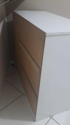Cômoda 4 gavetas