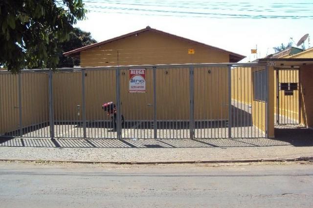 Casa Para Aluguel - 2 Quartos - Setor Sudoeste - Goiânia-Go