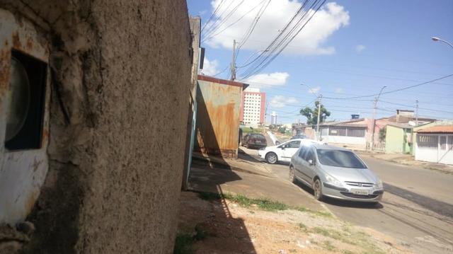 QR 203 lotão avenida entre as quadras, com/resid,casa de fundos 2qts