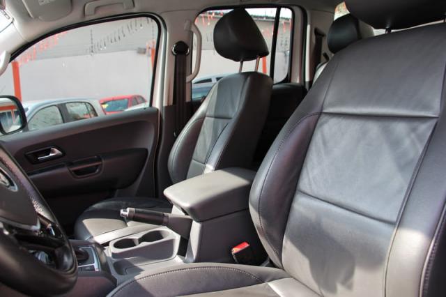 VOLKSWAGEN AMAROK HIGHLINE CD 2.0 16V TDI 4X4 2016 - Foto 14