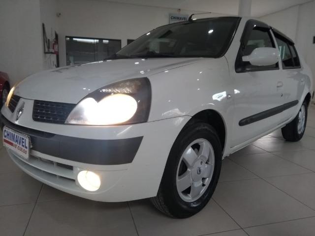 Clio sedan 1.616v completo ano 2005