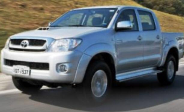 Compro Hilux SRV 2011/2012