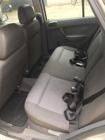 Volkswagen Gol 1.0 G4 2006 4 portas - Foto 7