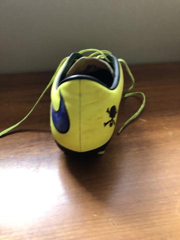 Vendo chuteira nike - Foto 3